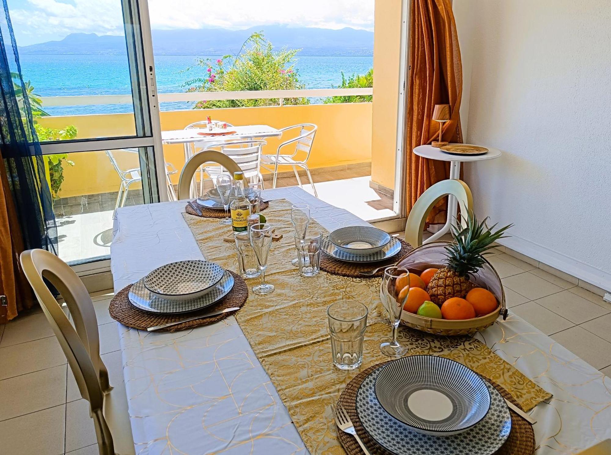 Chez Marguerite By Magcar Apartment Le Gosier  Bagian luar foto
